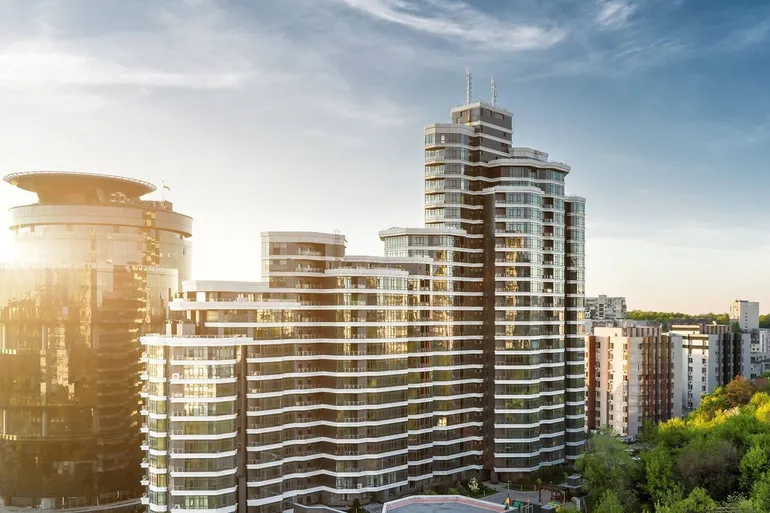 Қонақүйде арабпен жыныстық қатынас Қызбен маймыл секс онлайн