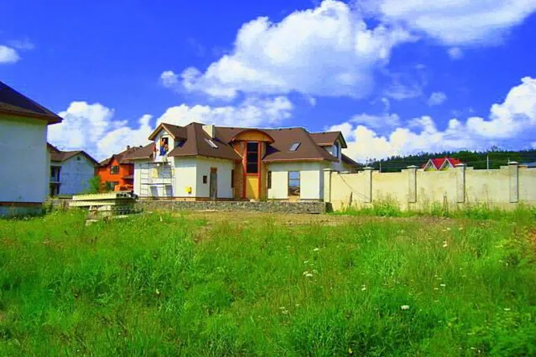 КМ Лісове озеро