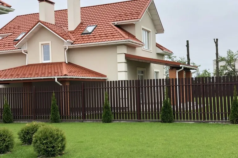 КМ Зарічний Гай
