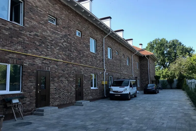 Таунхаус На Достоевского