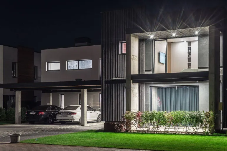 КМ На Щасливій