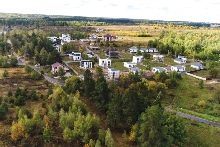 КМ Barberry Park