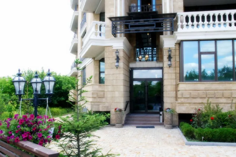 ЖК Liberty Estate вход