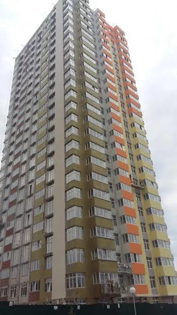 ЖК Яскравий