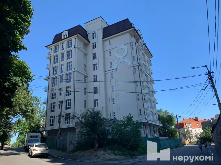 Клубный дом на Соловцова