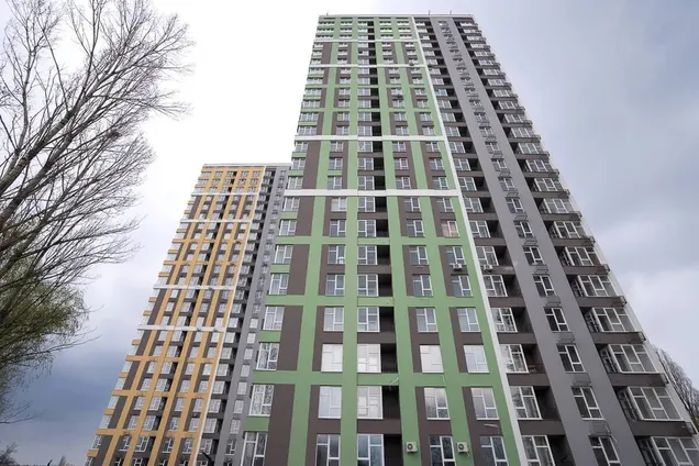 ЖК Академ-Квартал: як адмінбудівлі перетворюють на житлові будинки