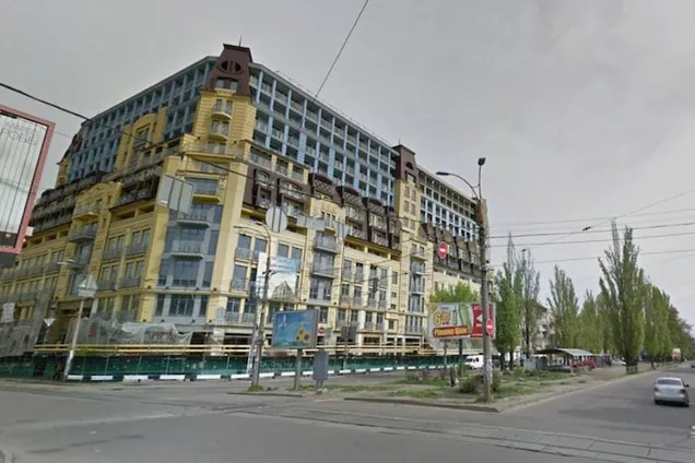 Київрада звернулася до Кабміну щодо рішення ВСУ по "Будинку монстру"