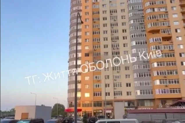 У Києві горів ЖК Міністерський через замикання акумулятора