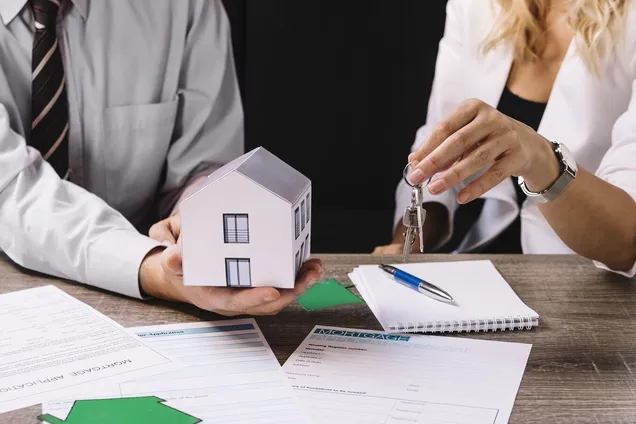 Глобус Банк видав перший кредит для переселенців у межах програми "єОселя"