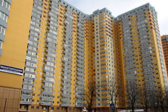 ЖК Міністерський почали підключати до мереж