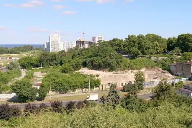 В Черкассах остановили строительство на исторической территории