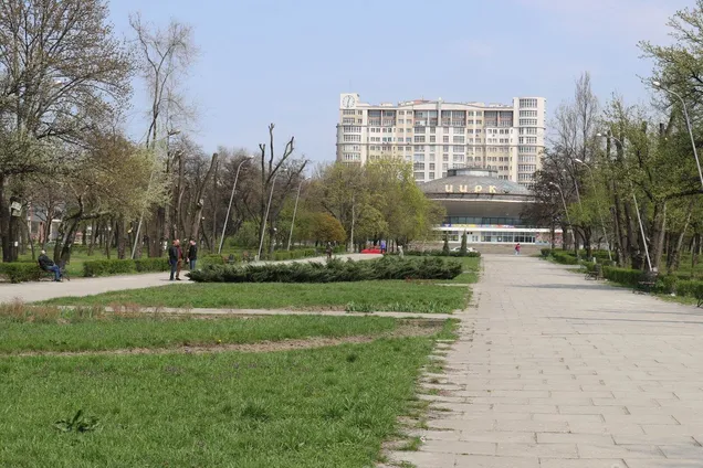 В Запорожье сквер Тарасова отдали частично под застройку