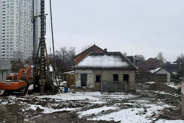 В Киеве сносят самую старую усадьбу Левого берега