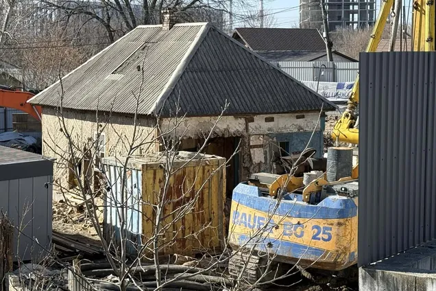 В Киеве открыли дело из-за сноса усадьбы на Осокорках