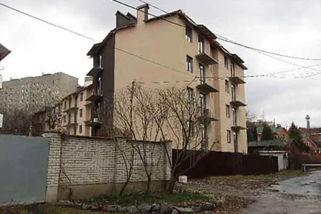 Суд зобов’язав забудовника знести незаконну багатоповерхівку у Вінниці