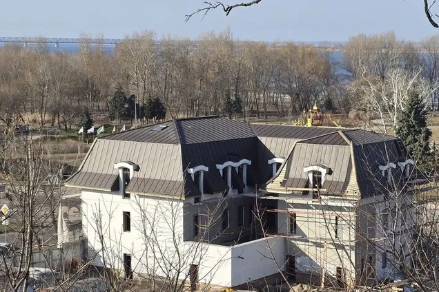 В Черкассах расследуют застройку Замкового спуска