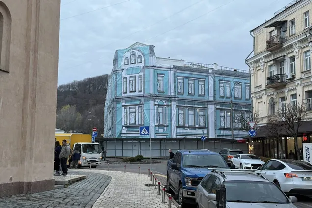 Ще одній історичній будівлі на Подолі загрожує демонтаж