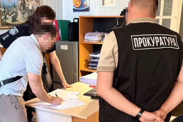 Переселенця на Львівщині підозрюють у подвійному отриманні компенсації за житло