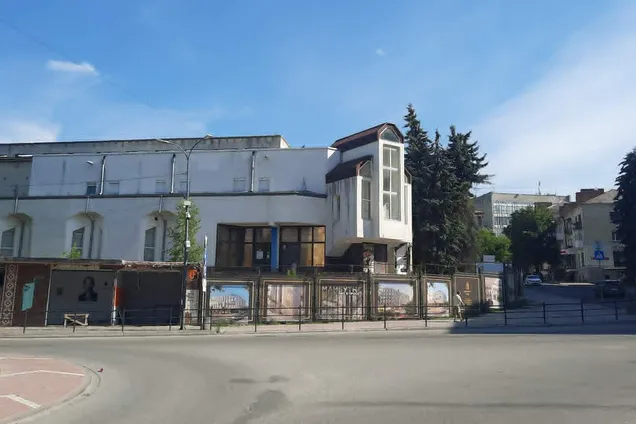 В Тернополі зведуть новий торговий центр одразу біля пам’ятника Небесній сотні